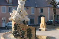 Marie-Lucie Trinquand monument souvenir Coulanges-sur-Yonne